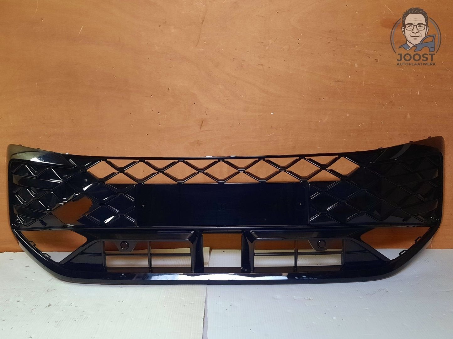Grille orgineel VW T-Roc II R-Line v.a 2025 2GV853677C, Enlèvement ou Envoi, Origine de la pièce connue, Utilisé, -Volkswagen AG
