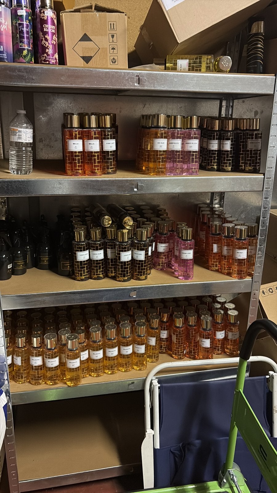Partij body mist RP, Articles professionnels, Aménagement de Bureau & Magasin | Commerce & Inventaire, Enlèvement