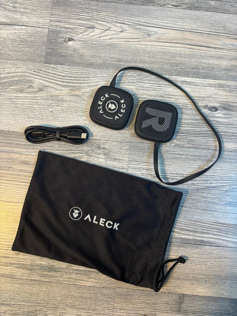 Aleck Nunchucks Snow Helmet Speakers, Enlèvement ou Envoi, Comme neuf