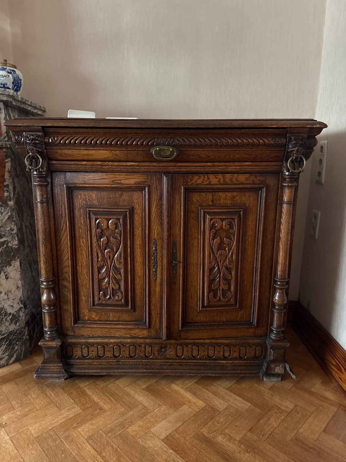 Meuble gueule de lion ancien, Antiquités & Art, Enlèvement