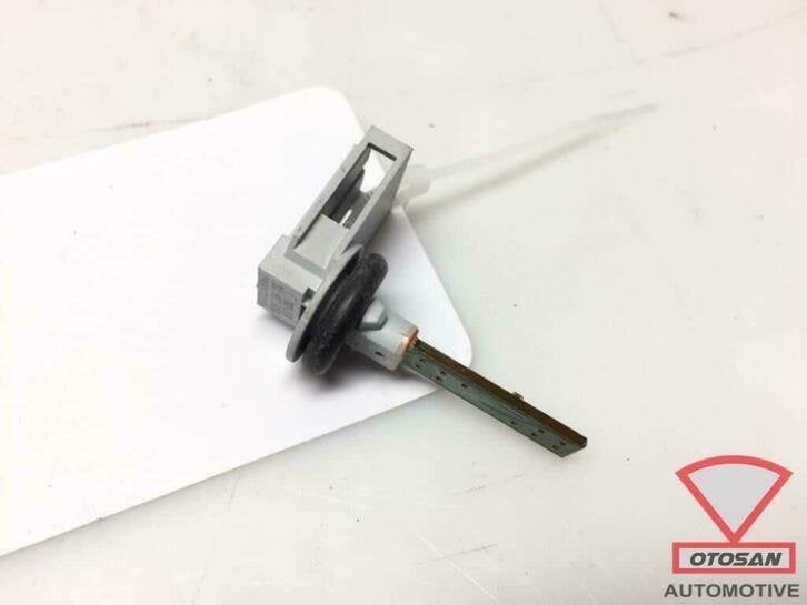 vw touareg 2017 vag temperatuurvoeler sensor 3d0907543a, Gebruikt, Volkswagen, Volkswagen AG, Vw@volkswagen.de
