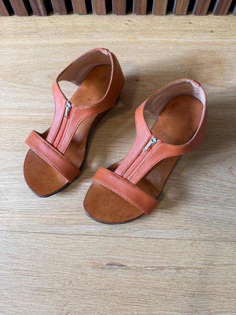 Comfortabele zomersandaaltjes met pit - 36, ANDERE, Oranje, Zo goed als nieuw, Sandalen of Muiltjes