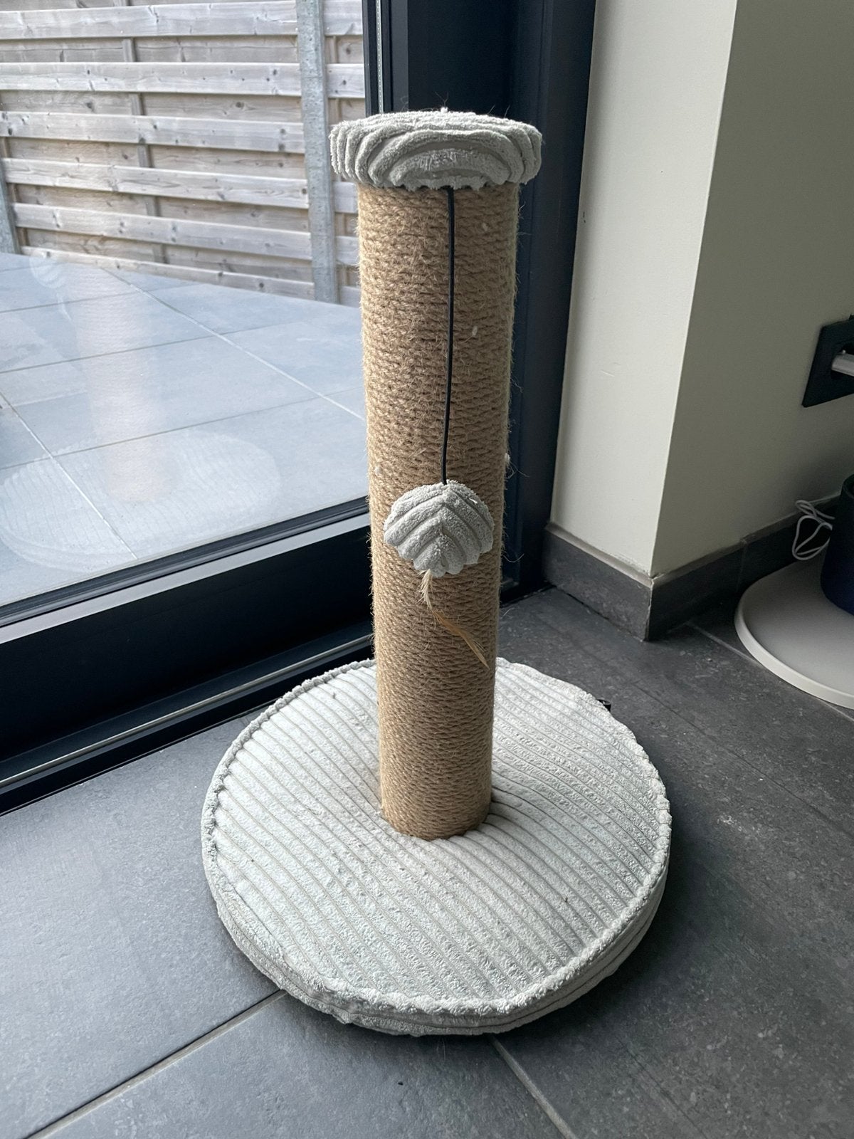 Designed by Lotte Krabpaal, Dieren en Toebehoren, Ophalen, Zo goed als nieuw, Krabpaal
