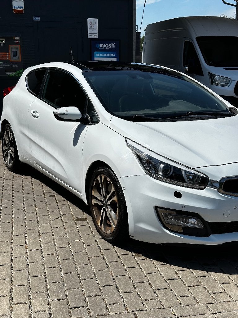 Te koop Kia pro Ceed 1.6 GDI full option, Autos, Kia, Cuir, Achat, Euro 6, Boîte manuelle