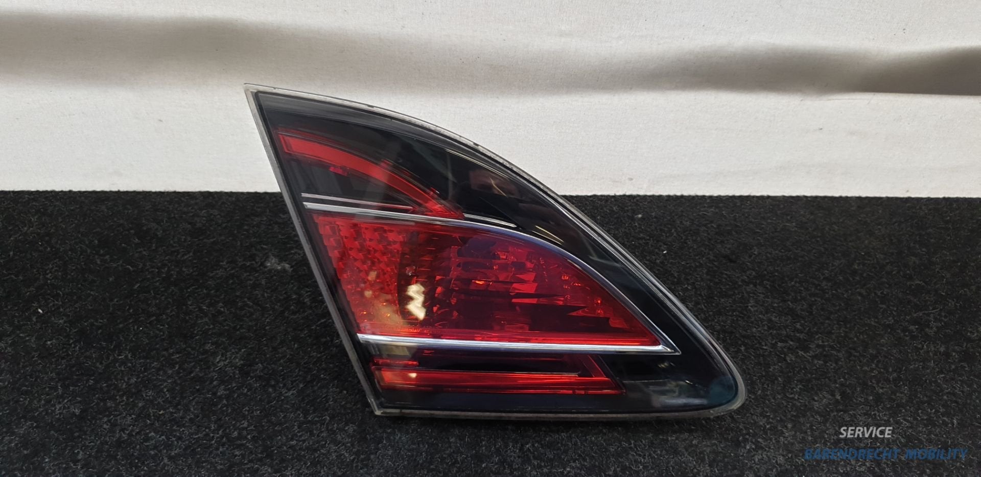 Achterlicht links binnen Mazda 6 sedan LED rood 132-41055 or, Auto-onderdelen, Gebruikt, Shinchi, Fuchu-Cho 3-1
730-8670  Hiroshima