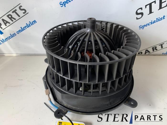 Kachel Ventilatiemotor van een Mercedes E-Klasse, Gebruikt, -, Ophalen of Verzenden, -