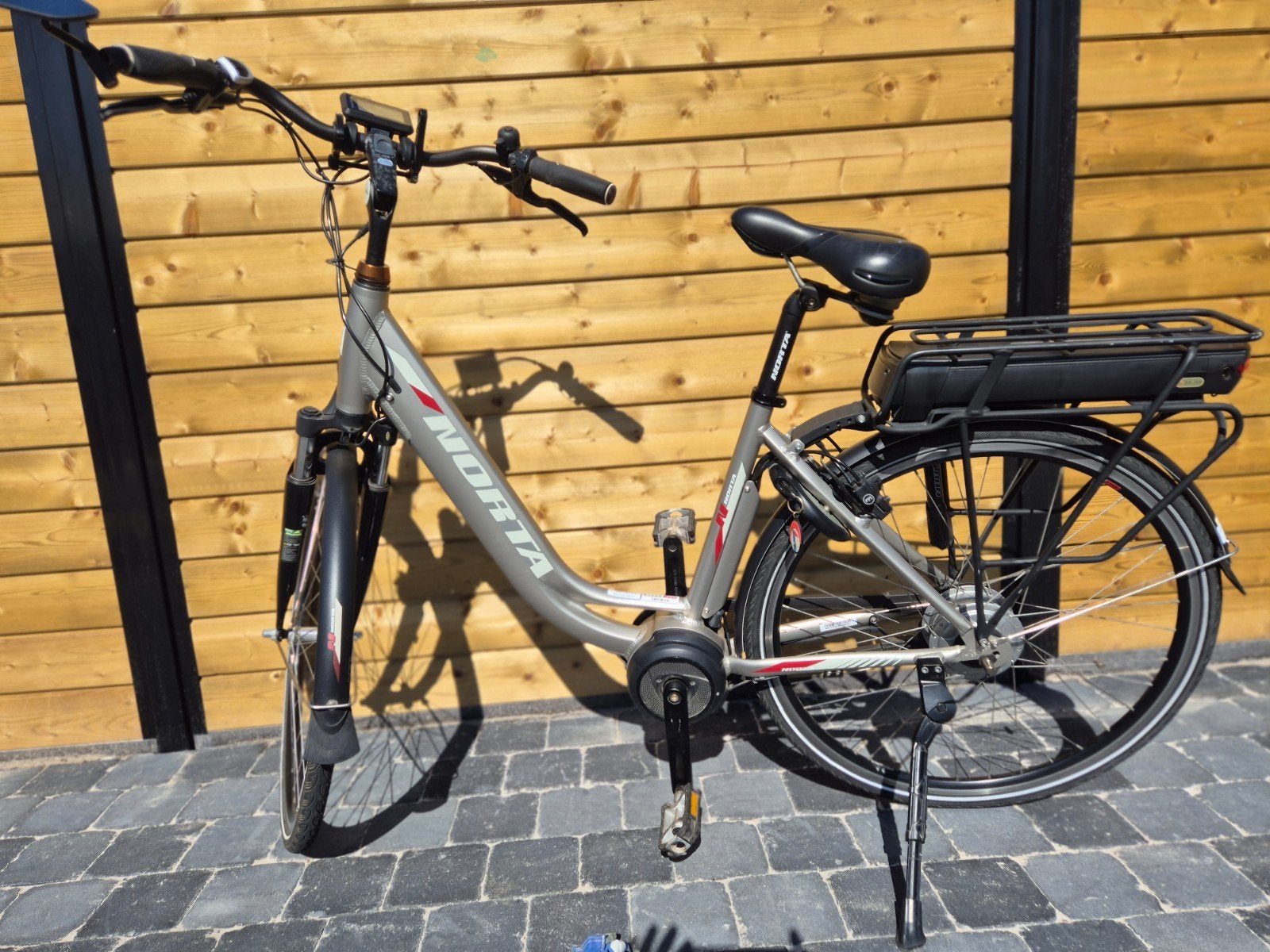 Norta M800, Ophalen, Zo goed als nieuw, 50 km per accu of meer, Overige merken