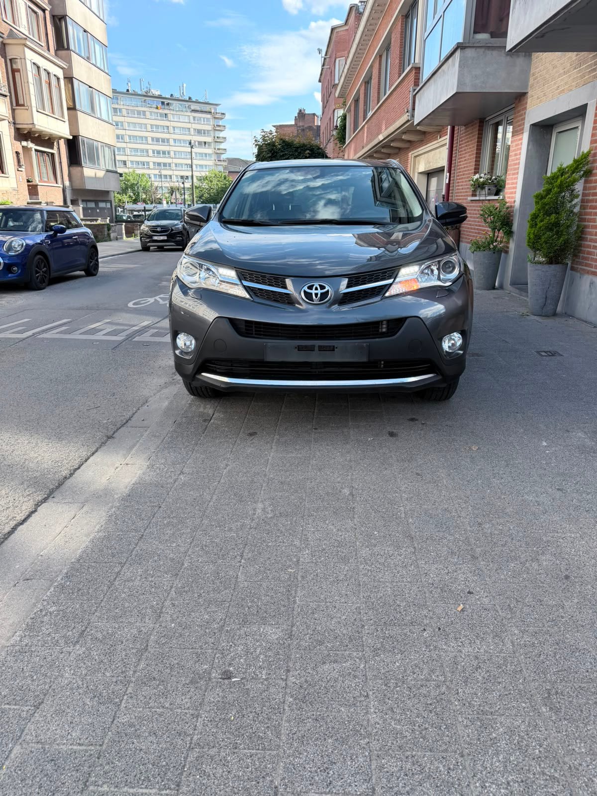 Toyota rav4 2.2D4D volledig optisch 136dkm 0485905657, Auto's, Euro 5, Zwart, 4 cilinders, Bedrijf