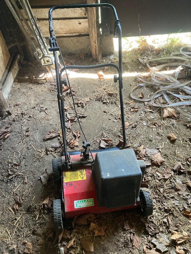 Verticuteermachine, Ophalen of Verzenden, Zo goed als nieuw, Elektrisch, Mtd