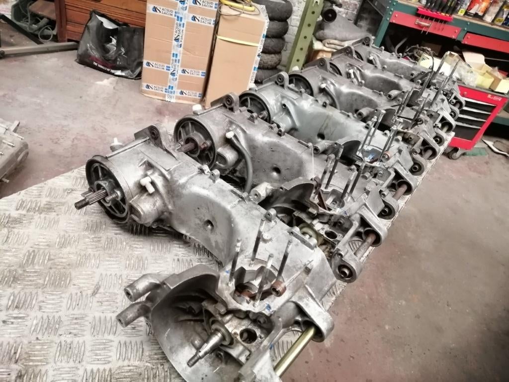 mbk booster revisie blokjes te koop 250 euro per stuk, Fietsen en Brommers, Ophalen, Gebruikt, Blok