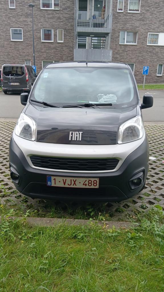 FIAT fiorino 1.3 80 cv 88 000 km 2022, Auto's, Bestelwagens en Lichte vracht, Particulier, Te koop, Fiat
