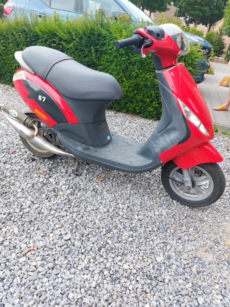 Piaggio zip 2 takt, Vélos & Vélomoteurs, Scooters | Piaggio, Enlèvement, Zip