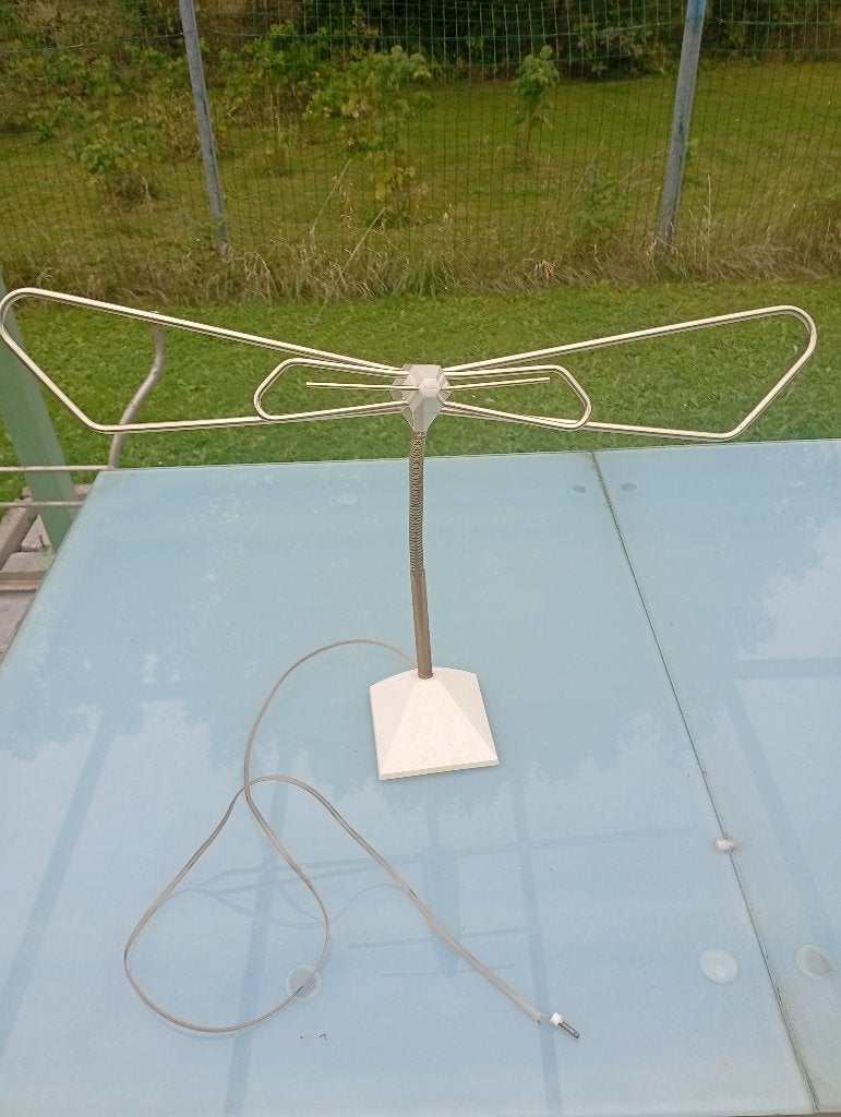 Antenne TV Intérieure Vintage Années 70SPapillon, Enlèvement ou Envoi, Antenne