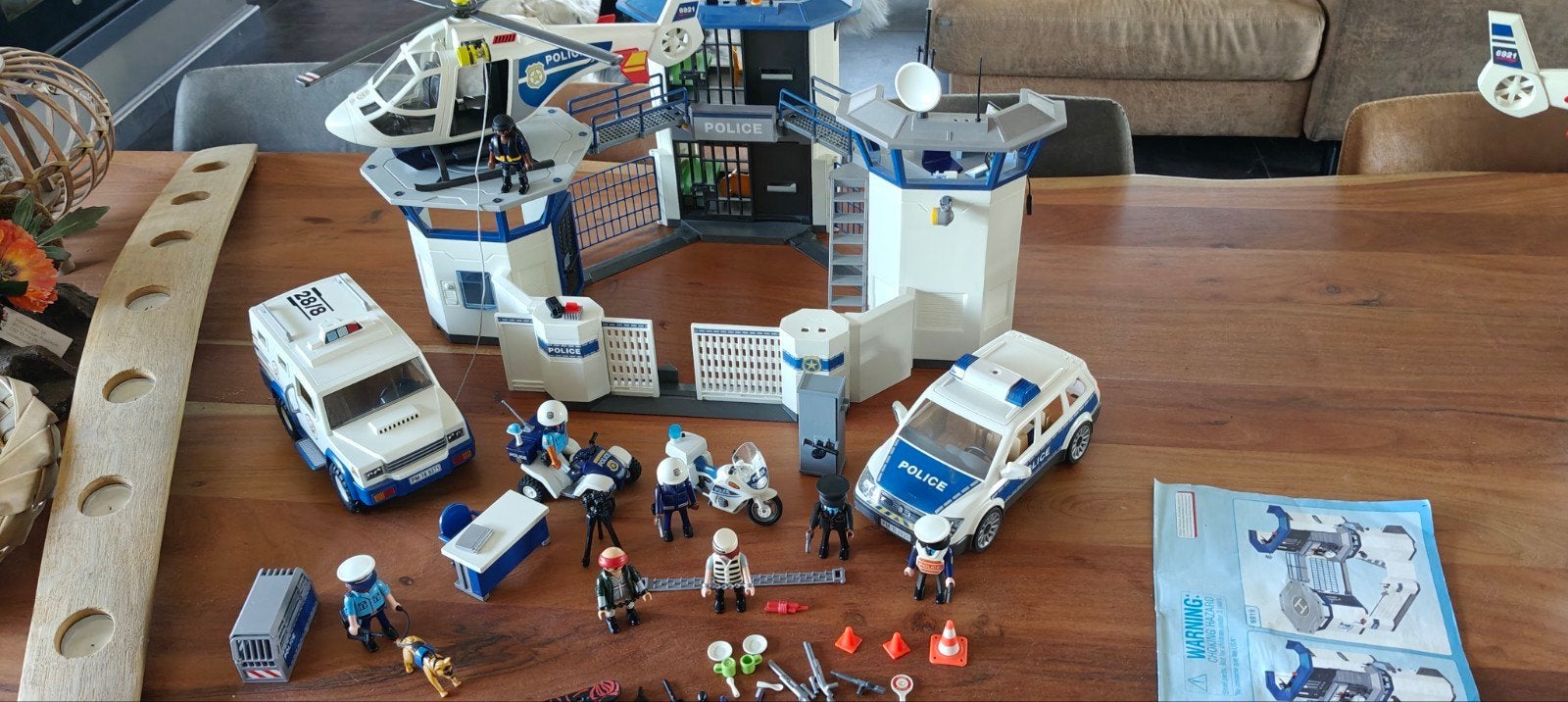 Playmobil grote politie set 4, Enlèvement ou Envoi