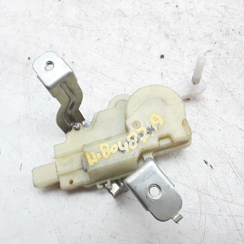ORDINATEUR VEROUILLAGE CENTRALISE Toyota Yaris II (P9), Autos : Pièces & Accessoires, Électronique & Câbles, Toyota, Utilisé