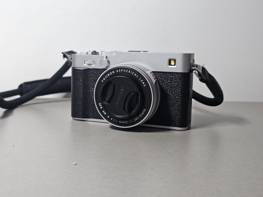Fujifilm x-e5 avec objectif, Enlèvement ou Envoi