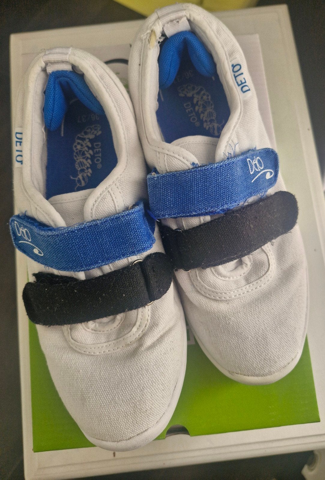 Deto sportschoenen 36/37, Ophalen of Verzenden