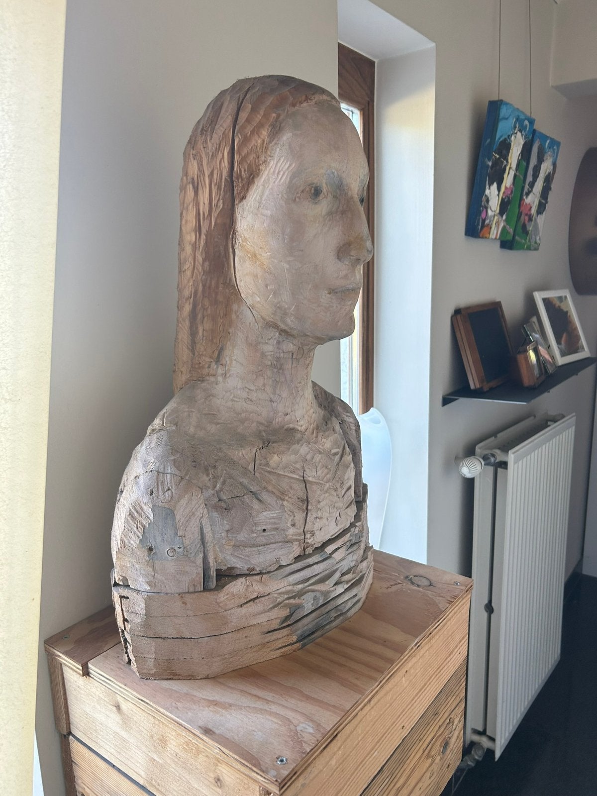 Geen galerij. Een thuis waar kunst leeft., Enlèvement