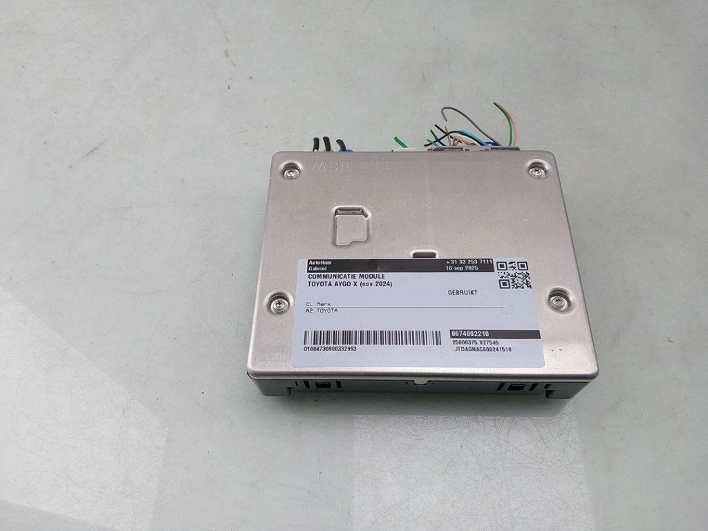 DIVERS Communicatie module Toyota Aygo X (|8674002210|), Utilisé, Toyota