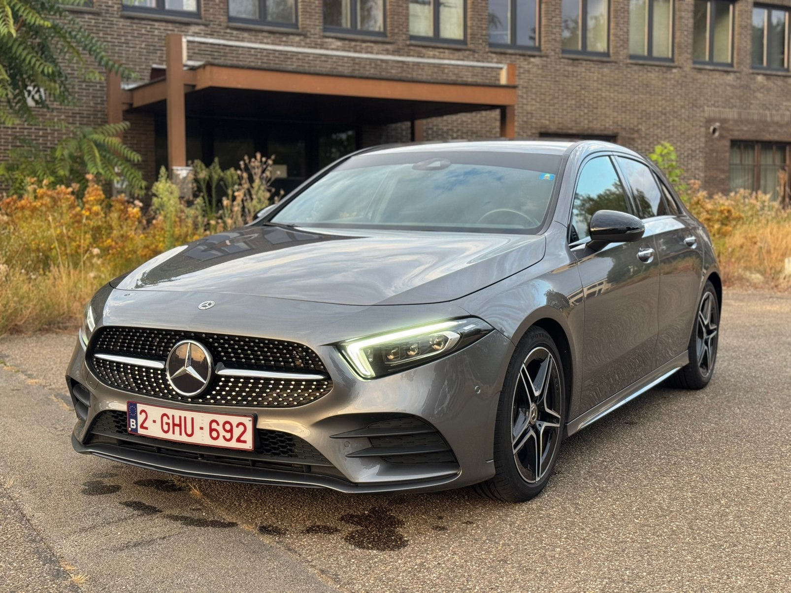 Mercedes Benz Classe A 200/voiture très propre 2022/38000 km, Autos, Euro 6, Noir, 5 portes, Automatique