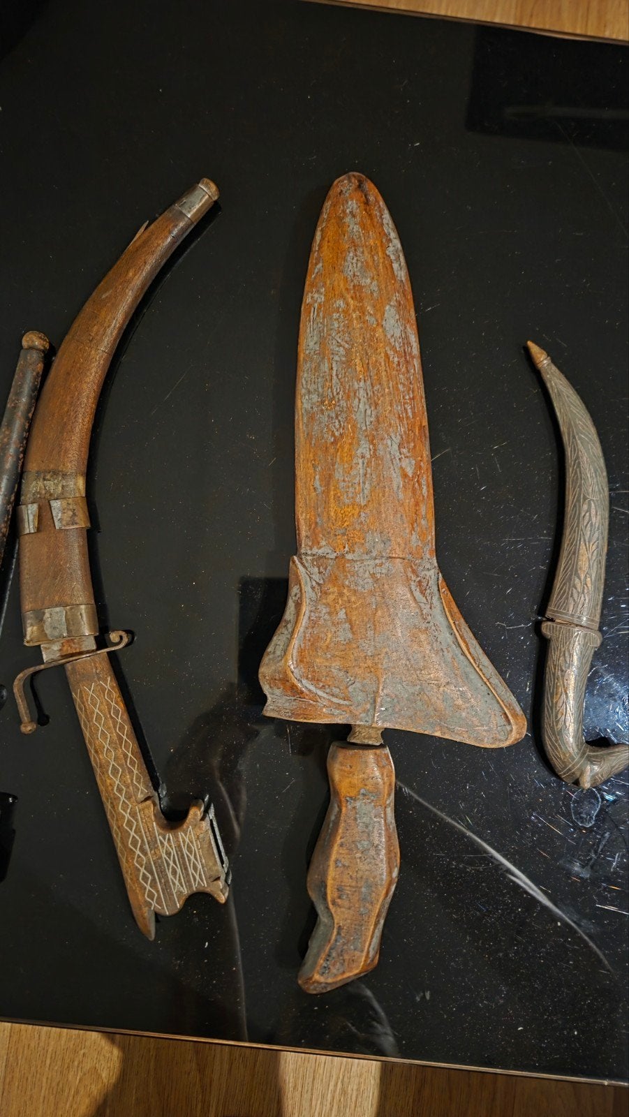 LONG COUTEAU KOUMMYA DU MAGHREB, XIX SIECLE, TOUT EN LAITON, Ophalen