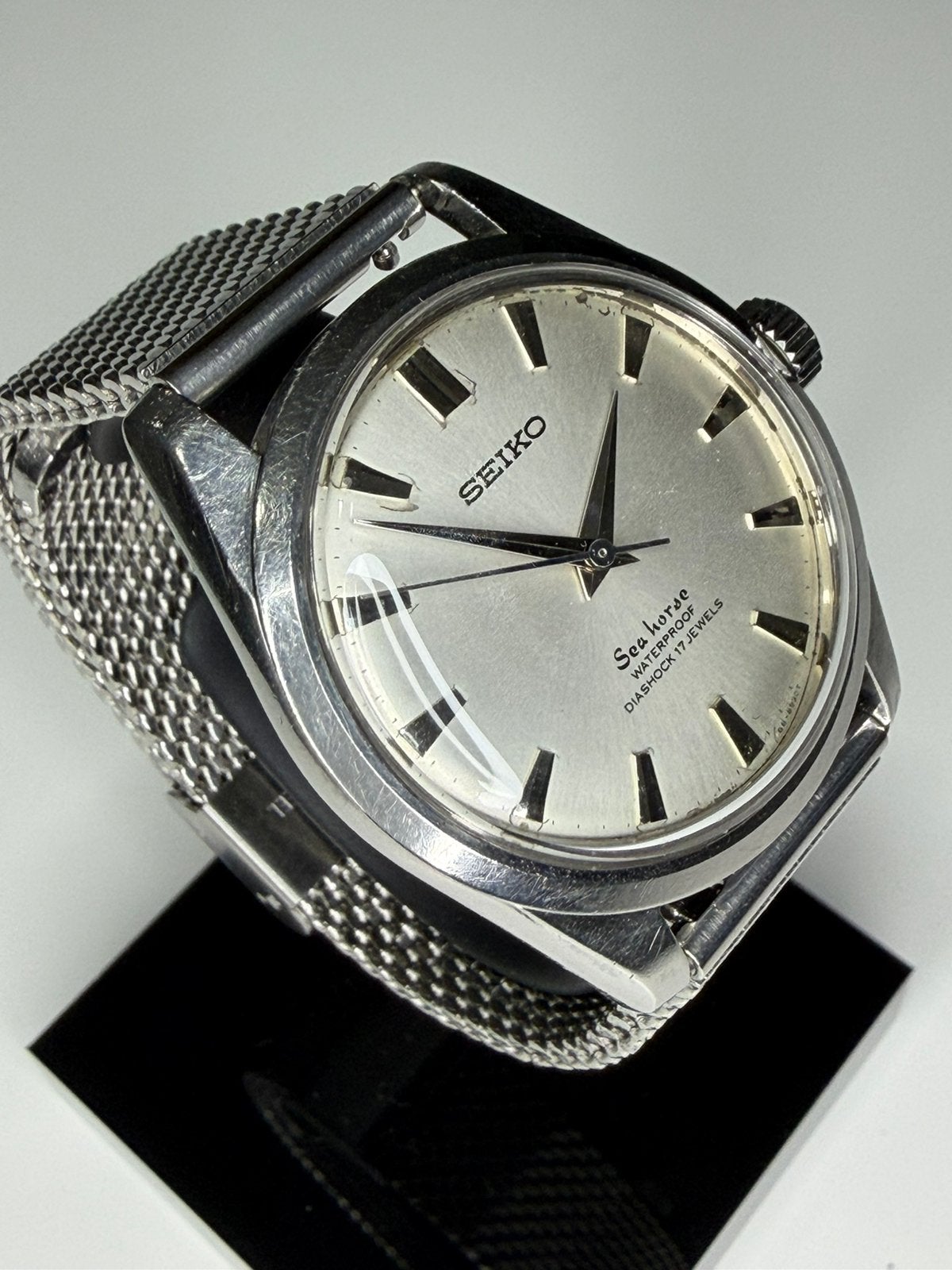 Mécanisme manuel de maintenance du Seiko Seahorse 1964, Bijoux, Sacs & Beauté, Montres | Anciennes | Antiquités, Seiko, Enlèvement