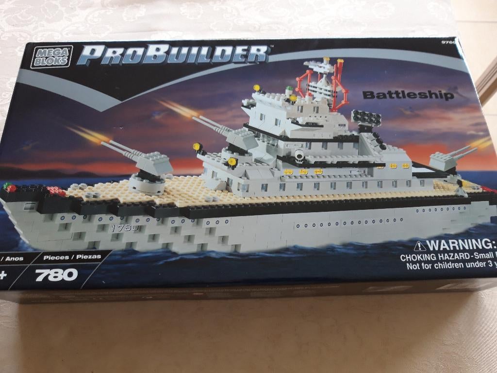 Nieuw verpakt oorlogsschip (schip met 780 bouwstenen), Ophalen of Verzenden, Nieuw, Megabloks