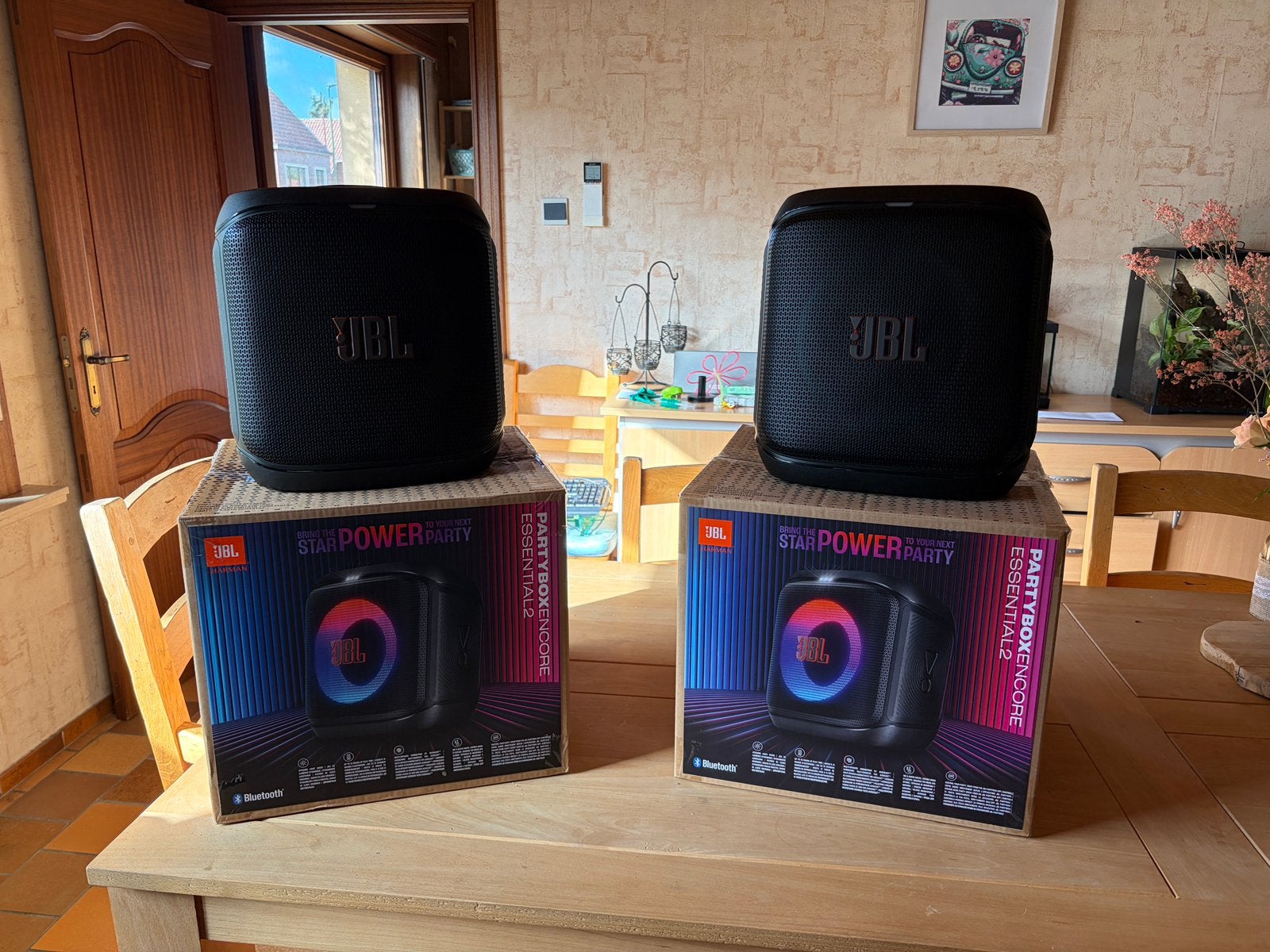 Jbl partybox encore 2 essential paire, TV, Hi-fi & Vidéo, Effets lumineux, Enceinte de fête, 60 à 120 watts, Comme neuf