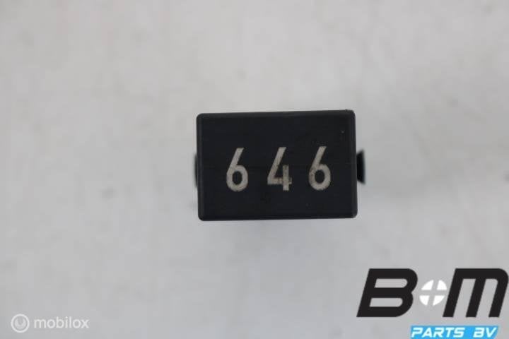 Relais 646 VW Caddy 2K3 4H0951253C, Utilisé