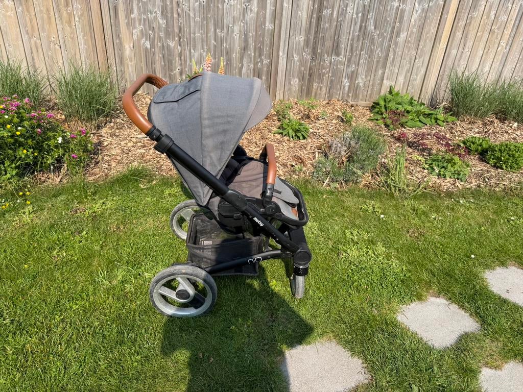Buggy mutsy nio, Kinderen en Baby's, Gebruikt, Luchtbanden, Mutsy, Ophalen