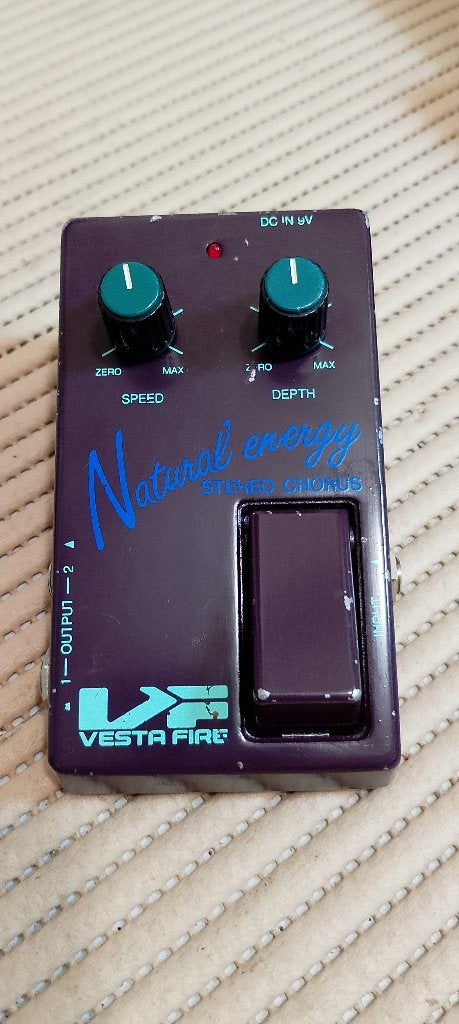 Pedal chorus vintage Vesta fire, Muziek en Instrumenten, Effecten, Ophalen, Gebruikt, Chorus