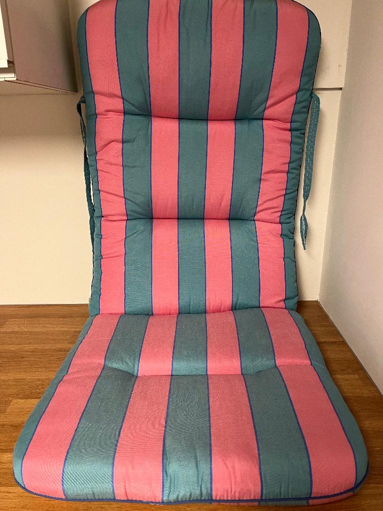 Tuinstoelkussen, Ophalen, Zo goed als nieuw