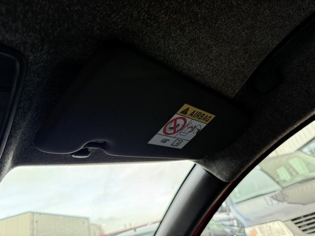 PARE-SOLEIL Renault Clio V (RJAB) (01-2019/-), Renault, Utilisé, Peter-Huppertz-Straße 5
51063  Köln, DE, Dialog.deutschland@renault.de