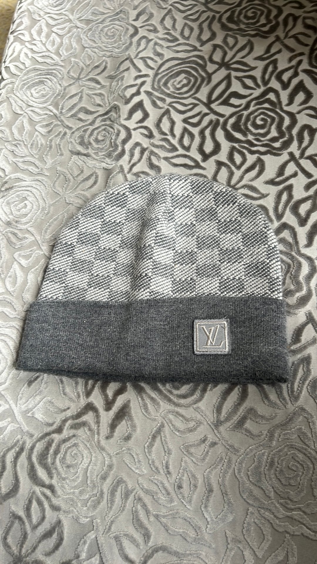 Bonnet Louis Vuitton, Enlèvement ou Envoi, Comme neuf, Autres tailles, Bonnet