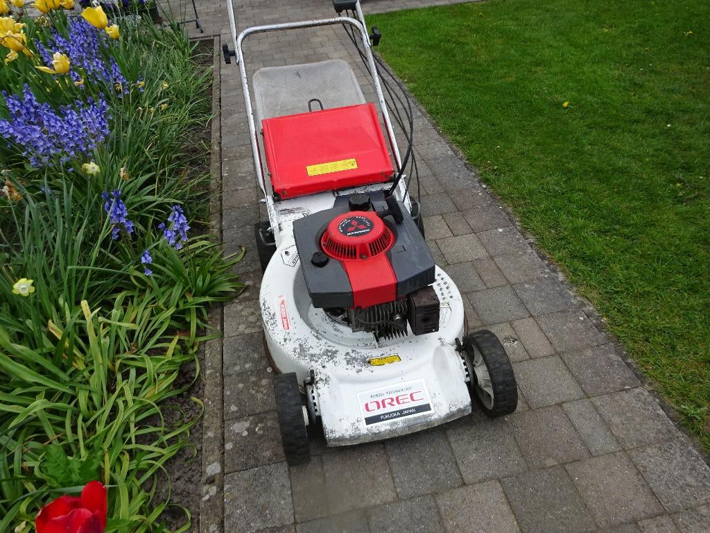 Grasmaaier, Cirkelmaaier, Ophalen, Gebruikt, Benzine-grasmaaier