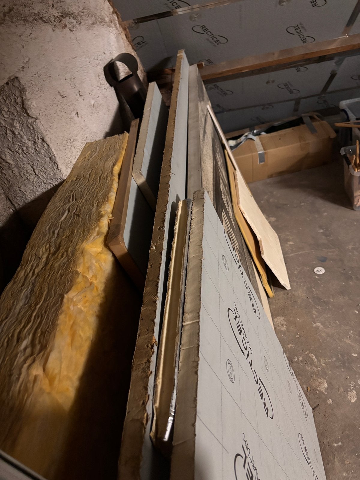Gratis isolatie materiaal - recticel, Doe-het-zelf en Bouw, Ophalen, Zo goed als nieuw