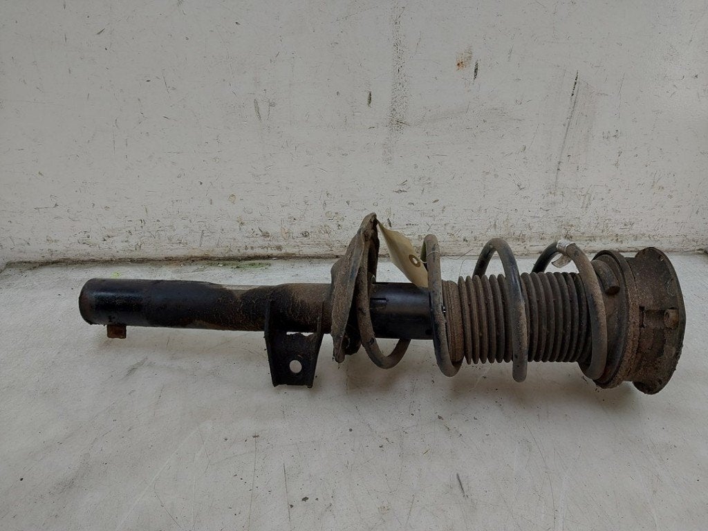 AMORTISSEUR OU ABSORBEUR DE CHOC AVANT DROIT (|5Q0413023DA|), Autos : Pièces & Accessoires, Auto-Union-Straße  1,
85057  Ingolstadt, DE