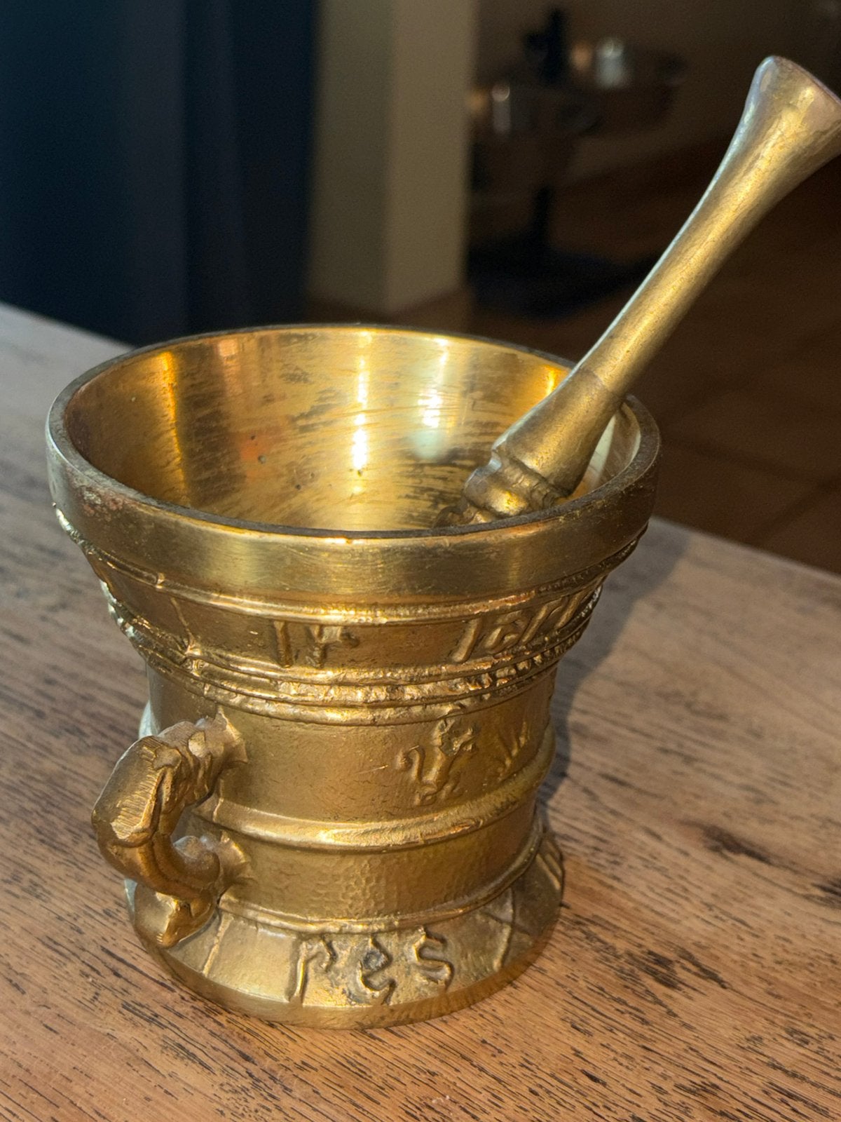 Mortier et pilon en laiton vintage à vendre, Enlèvement ou Envoi