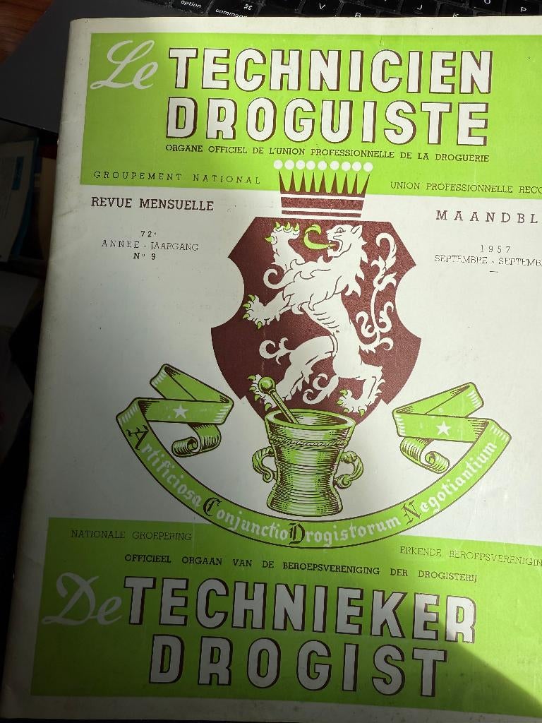 Revue vintage, nombreuses pub, septembre 1957, Fr / Nl, Livres, Journaux & Revues, Envoi, Autres types