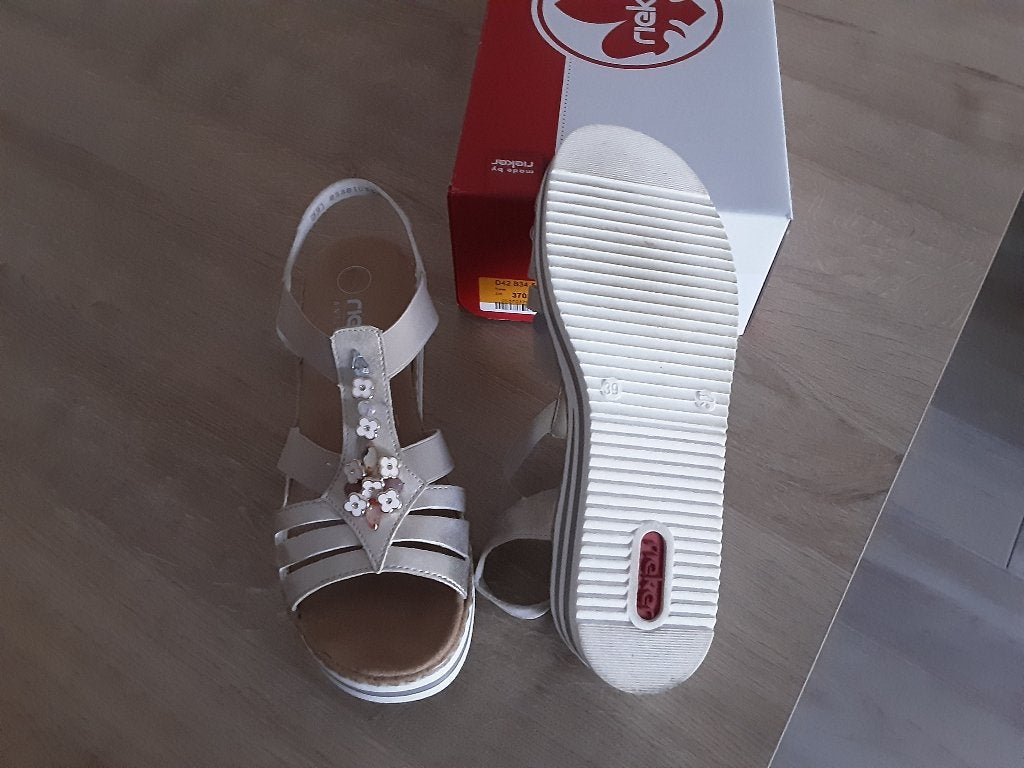 Mooie sandalen, Kleding | Dames, Beige, Nieuw, Sandalen of Muiltjes, Ophalen