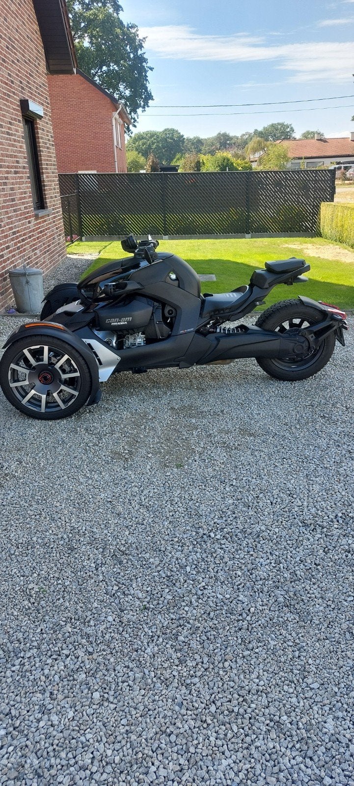 can am ryker rally 900, 3 cylindres, 900 cm³