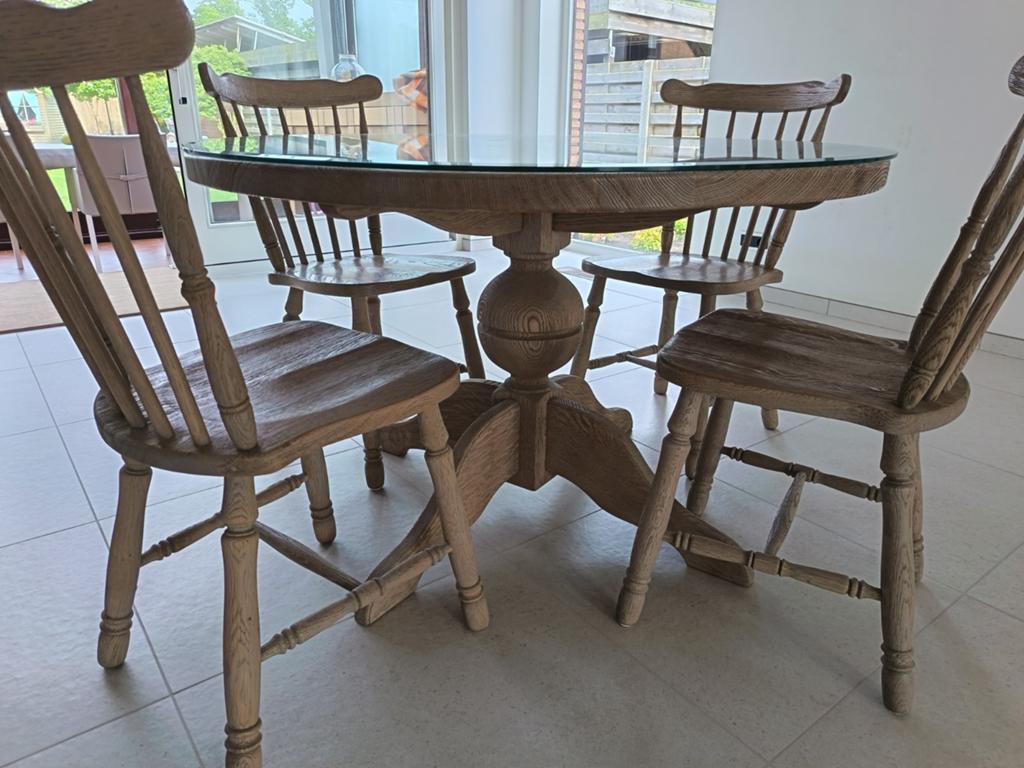 Tafel met 6 stoelen, Enlèvement