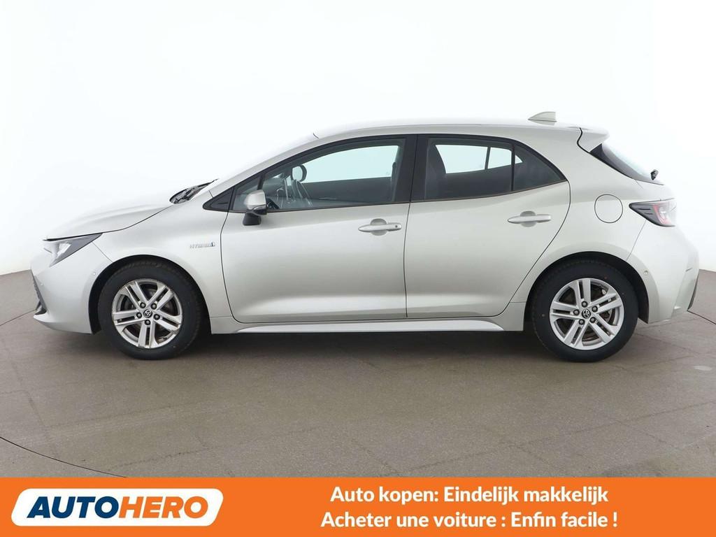 Toyota Corolla 1.8 Hybrid Active (automatique), Argent ou Gris, Achat, https://public.car-pass.be/vhr/66698eb6-9f71-4a73-9918-d3405e29096e