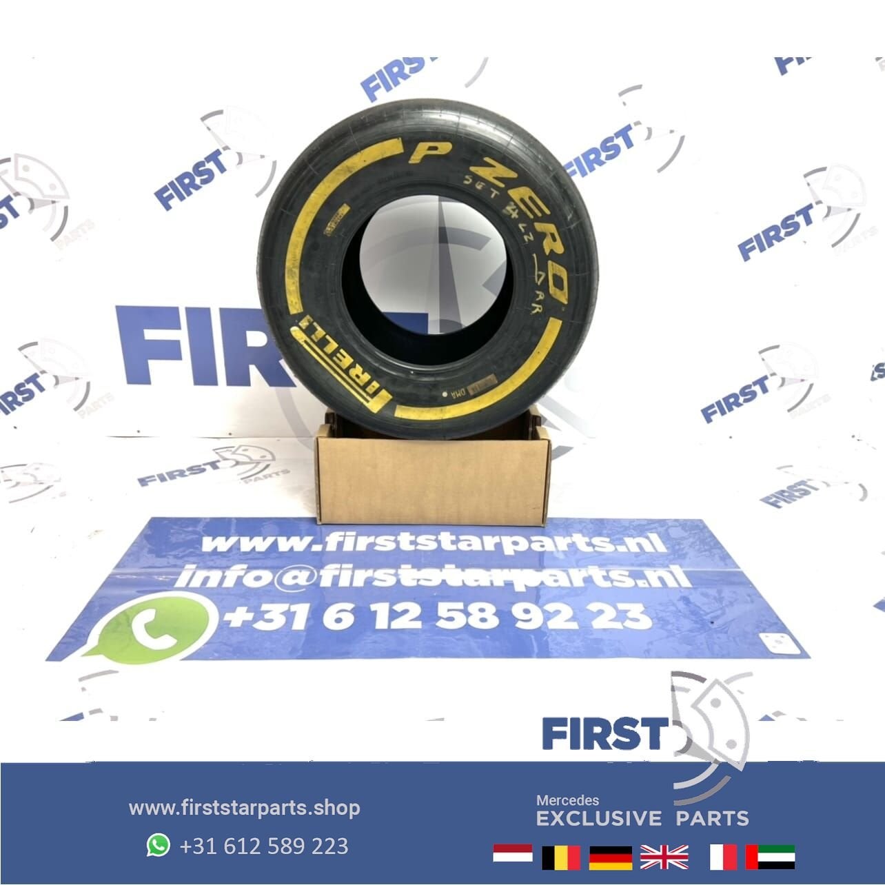 ORIGINELE FORMULE 1 Pirelli P ZERO BAND F1 SLICK MEDIUM GEEL, Collections, Neuf, -, -, -