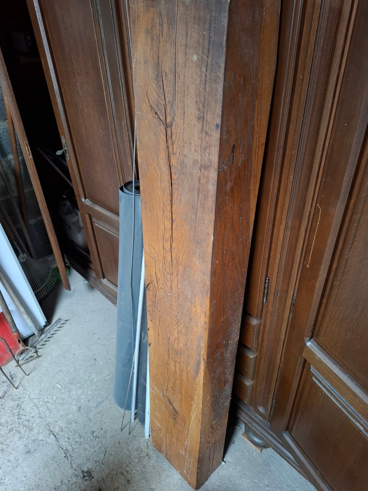 Eiken balk, Tuin en Terras, Ophalen, Zo goed als nieuw, Hardhout, Minder dan 180 cm