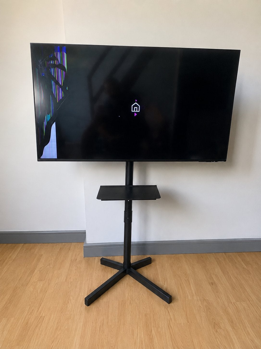 Samsung 43-inch 4K UHD — kapot scherm met statief/standaard, Audio, Tv en Foto, Ophalen, Zo goed als nieuw, 4k (UHD), Samsung
