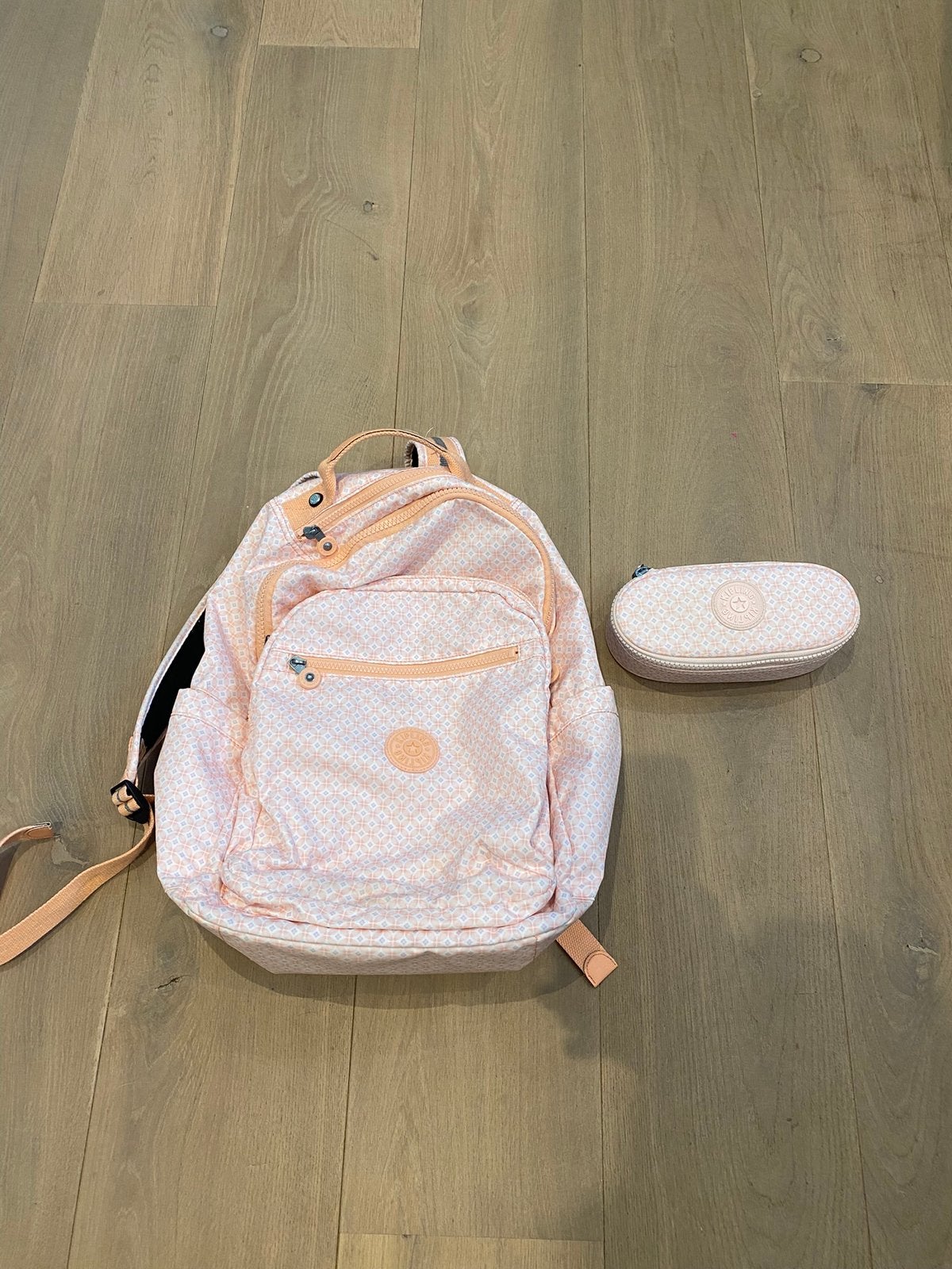 Kipling boekentas met pennenzak, Ophalen of Verzenden, Zo goed als nieuw