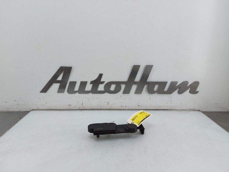 ANTENNE Porsche Panamera (970) (|15152801182|), Porsche, Utilisé, Continental AG, Continental-Plaza 1
30175  Hannover, DE