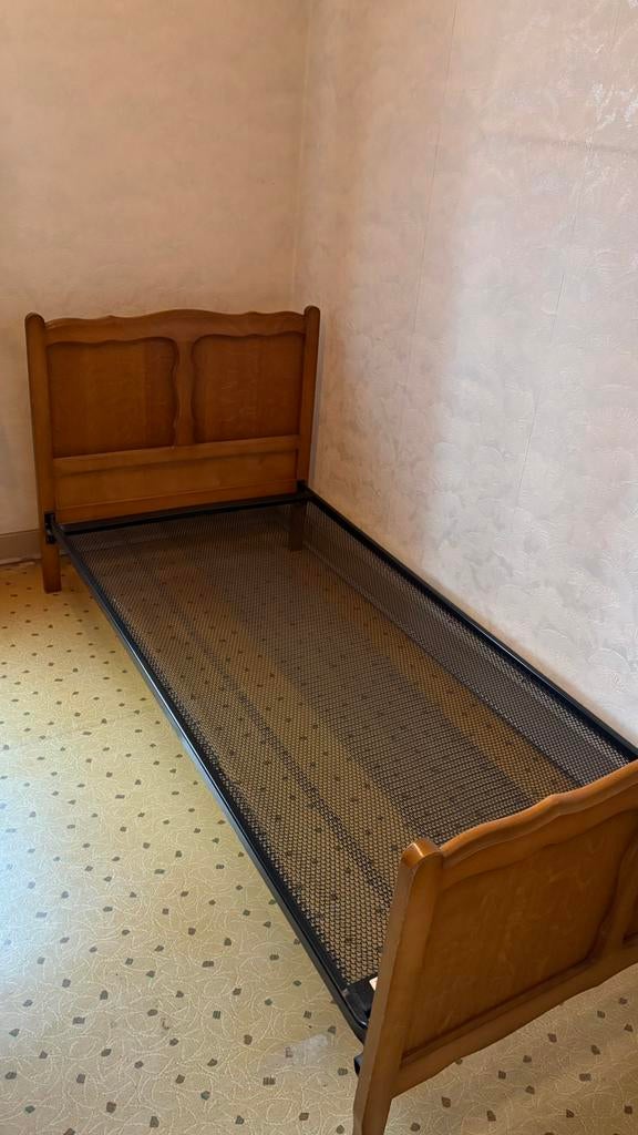 Eenpersoonsbed, Ophalen, Gebruikt, Eenpersoons, Hout