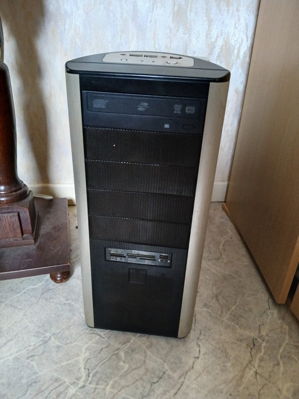 Je vends mon PC de bureau, Enlèvement, Utilisé